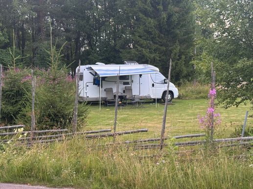 Einem Ort wurde ein Foto hinzugefügt