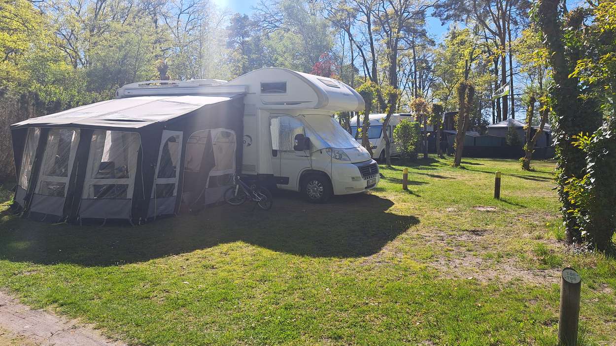 sonnensegel wasserdicht dreieck 7x7x7 AMANKA UV Wasserdurchlässig - Sonnenschutz Terrassenüberdachung mit Befestigung - Sonnendach Dreieckig für Terrasse Balkon Wohnwagen Carport Westfield Campingstuhl Royal Ergofit __quiz--inseam_29+ Farbe:dunkelblau glanz