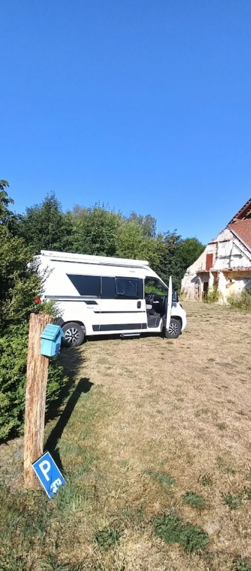 Einem Ort wurde ein Foto hinzugefügt