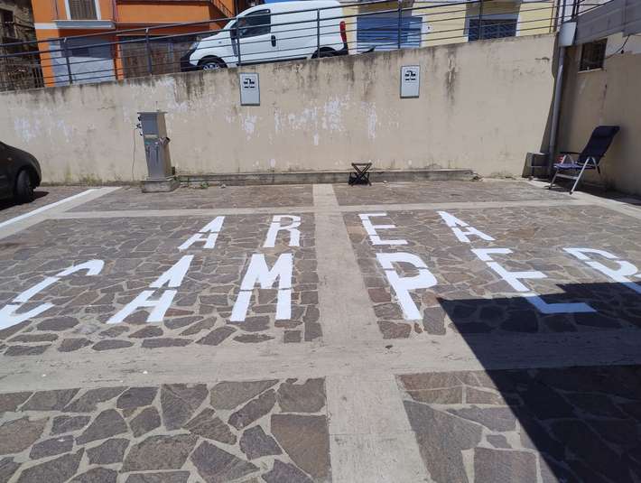 Parking Tarsia, Piazza San Francesco