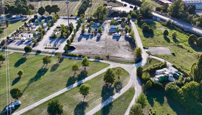 Area Sosta Camper Bilancino