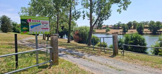 Added a photo to a location