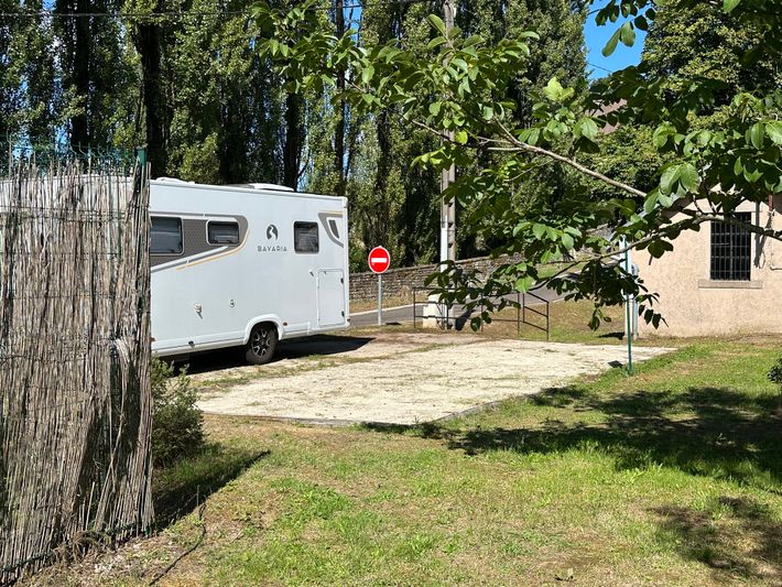 Aire Communale d'Ainvelle