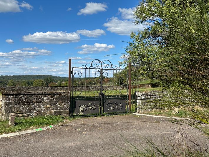 Aire Communale d'Ainvelle