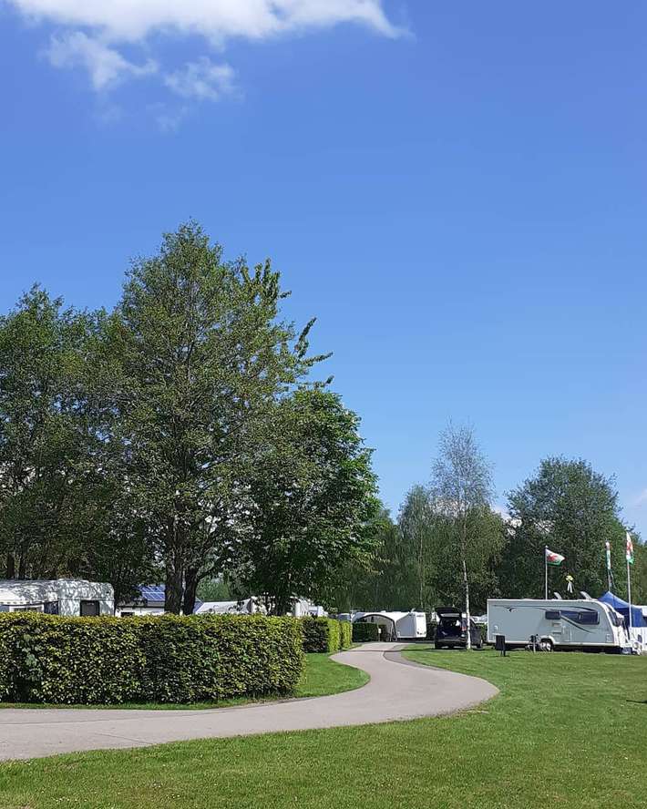 Camping Pont Kemys Caravan Park