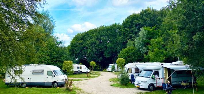 Camperplaats Maascamp
