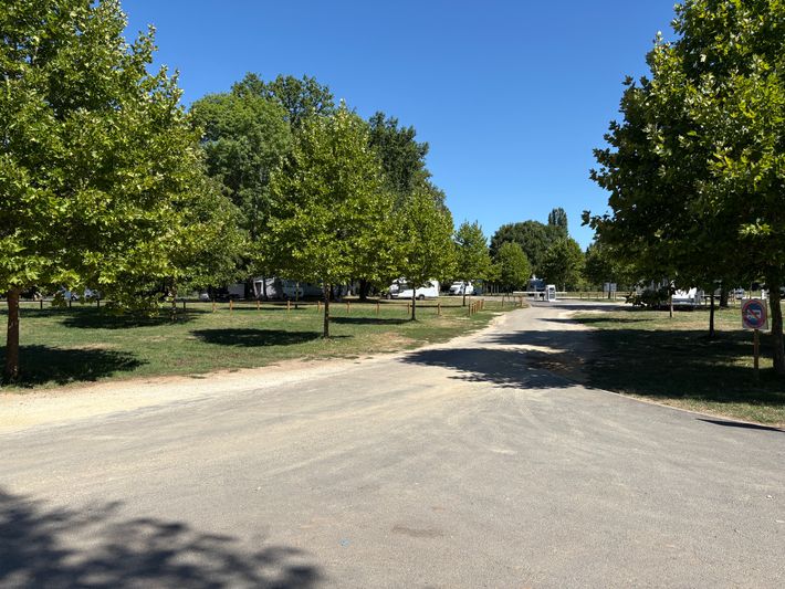 Aire de Camping-Car Le Bugue