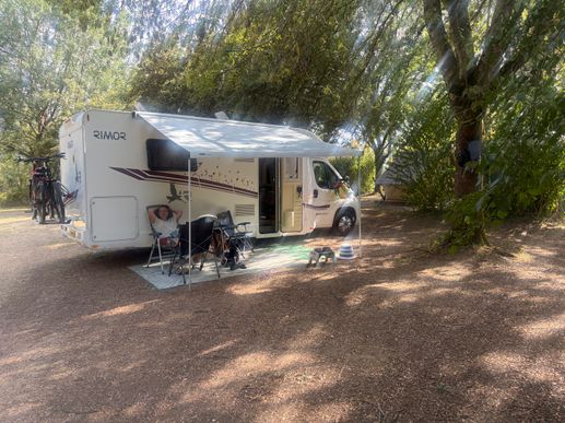 Een foto toegevoegd aan een locatie