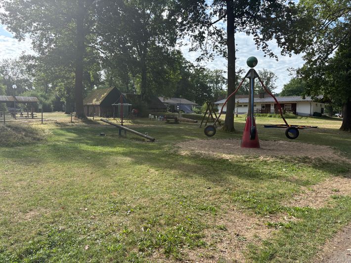 Camping im Eichenwald