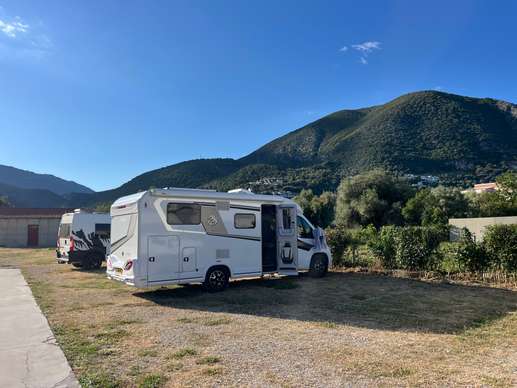 Een foto toegevoegd aan een locatie