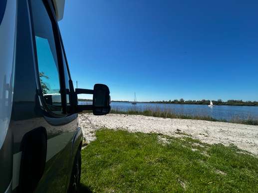 Een foto toegevoegd aan een locatie