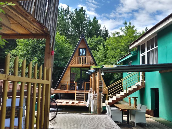 Bujtina Trofta Jone Camping