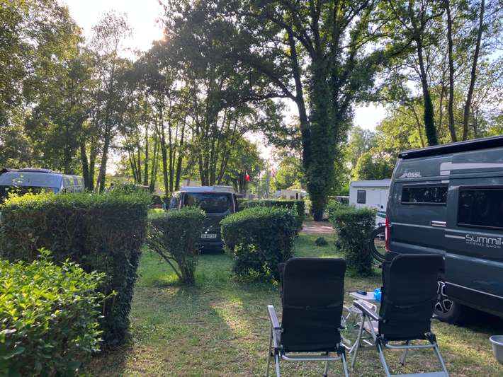 Camping de l'ile Cherlieu