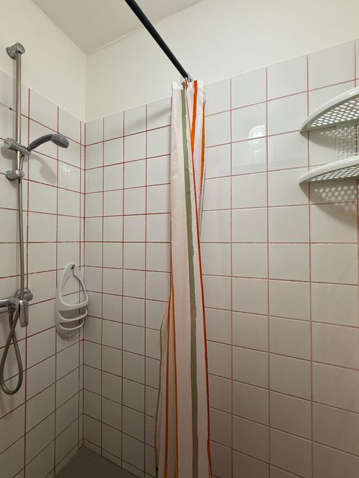 Einem Ort wurde ein Foto hinzugefügt