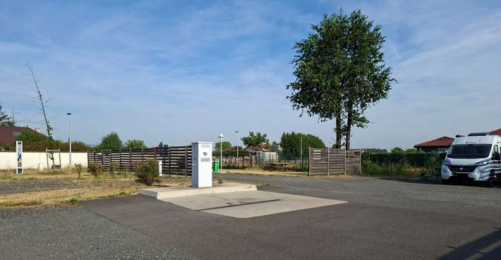 Camping-Car Park de Montrond-Les-Bains