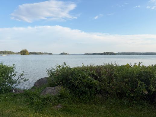 Einem Ort wurde ein Foto hinzugefügt