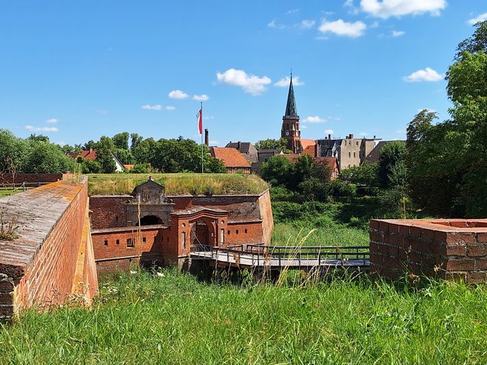 Wohnmobil- und Wohnwagenstellplatz Dorfrepublik Rüterberg