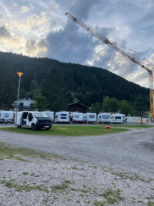 Einem Ort wurde ein Foto hinzugefügt