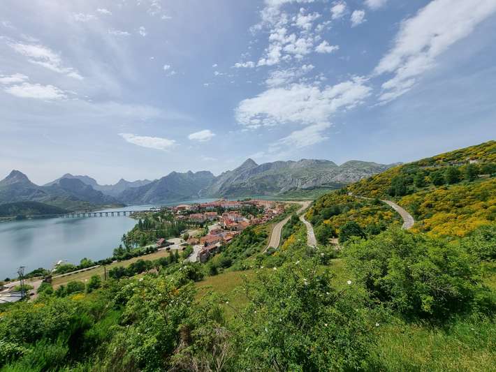 Camping Picos Europa Riano Mirador