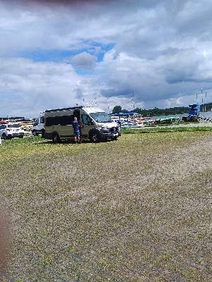 Einem Ort wurde ein Foto hinzugefügt