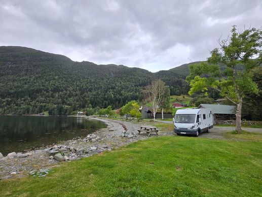 Added a photo to a location