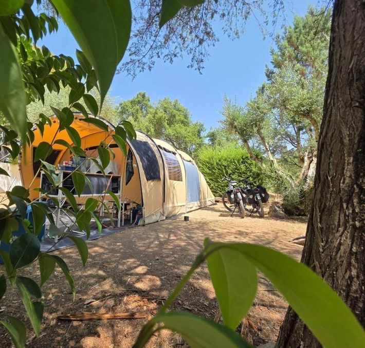 Camping Pelinos