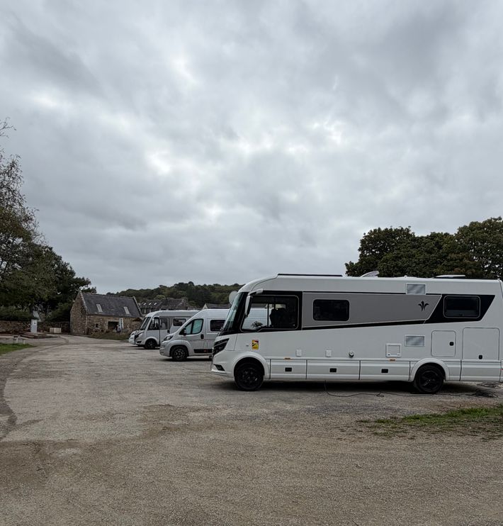 Camping-Car Park Locronan