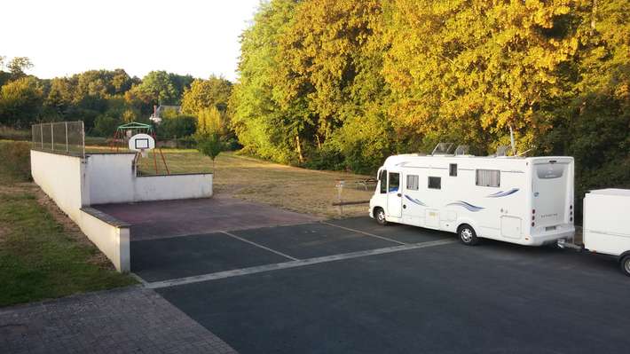 Caves du Père Auguste – Aire de services