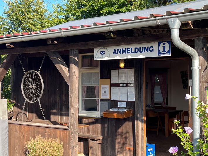 Wohnmobilstellplatz Hundrisshof