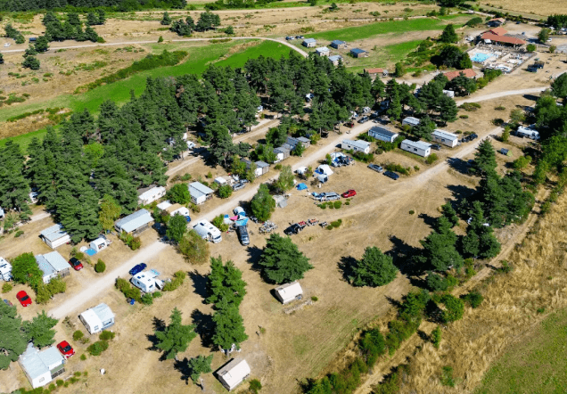 Camping Les Sous-Bois du Lac