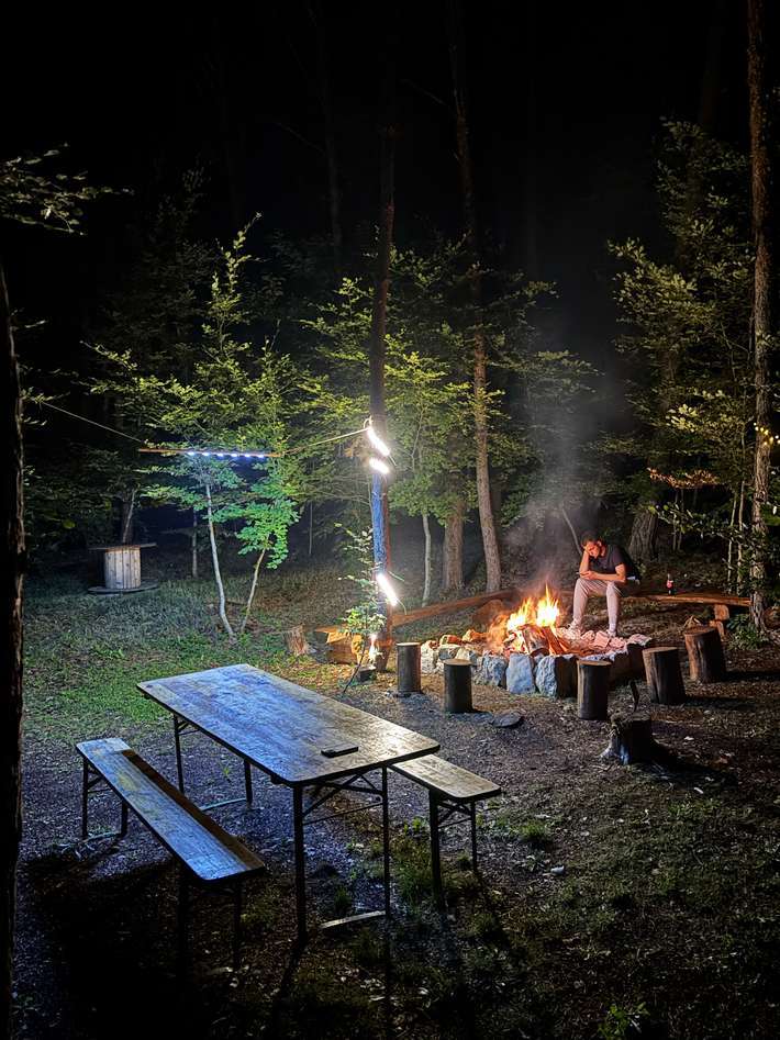 Kamp Crna