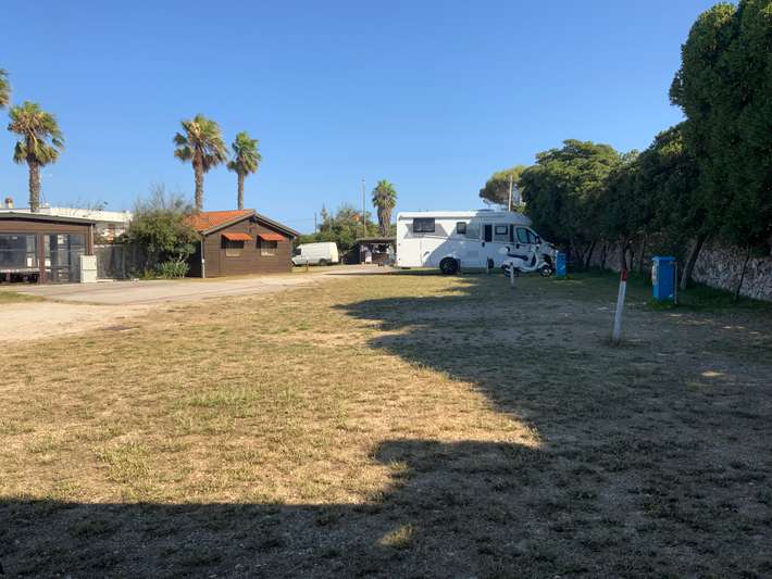 Area Camper & Bungalow I Faraglioni