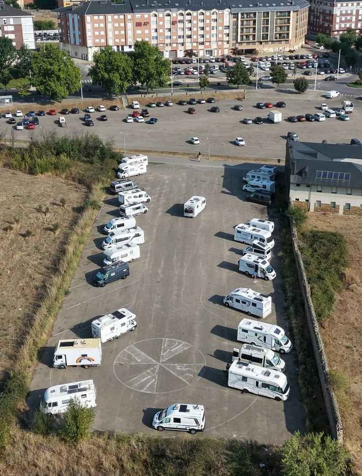 Parking Albergue de Peregrinos