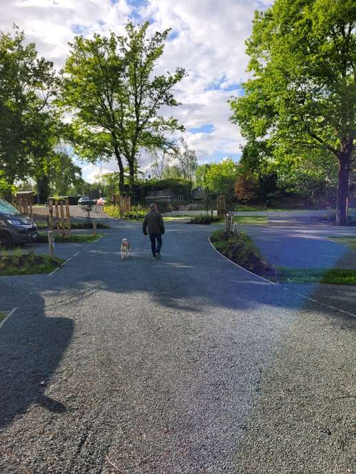 Einem Ort wurde ein Foto hinzugefügt