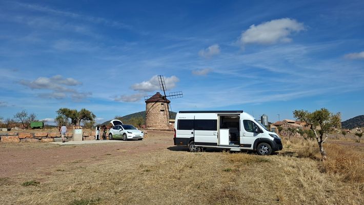 Area Autocaravanas Molino de Viento