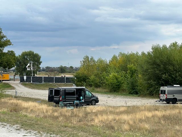 Wohnmobilstellplatz Sportboothafen Nedwiganger [Nedwighafen]