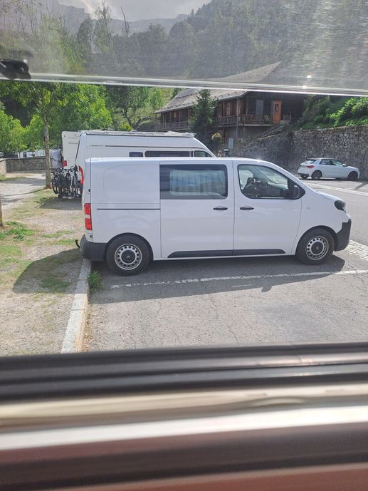 Einem Ort wurde ein Foto hinzugefügt