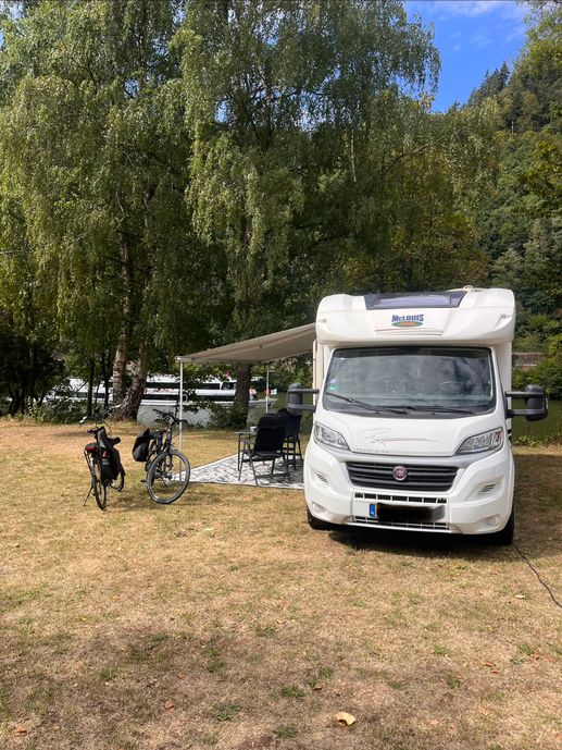 Een foto toegevoegd aan een locatie