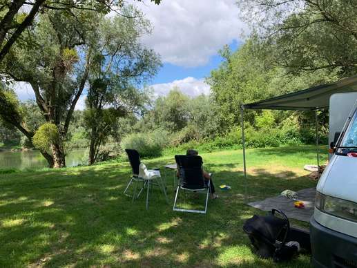 Added a photo to a location