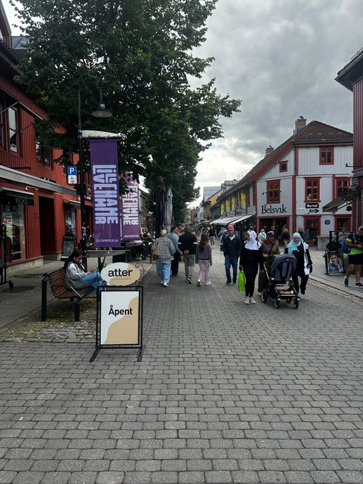 Einem Ort wurde ein Foto hinzugefügt