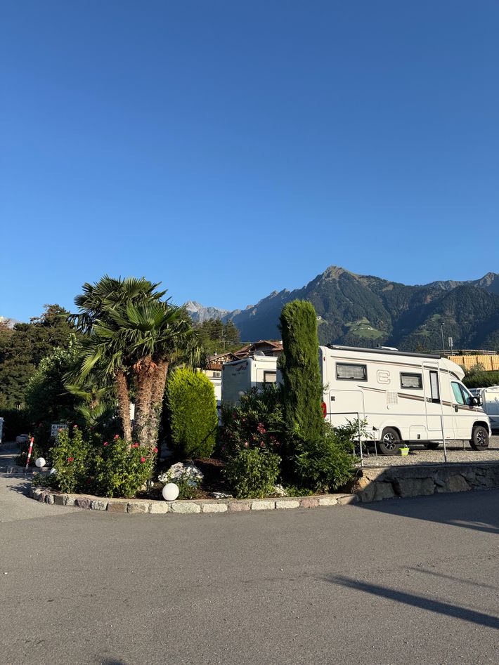 Camper Stellplatz Schneeburghof
