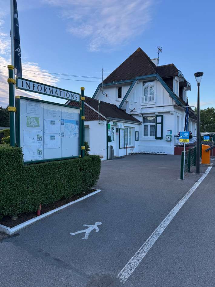 Caravaning Stoneham - Touquet & Co