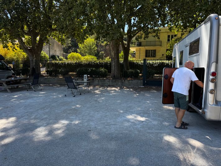 Aire Camping-Car Park de Remoulins, Pont du Gard