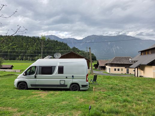 Einem Ort wurde ein Foto hinzugefügt