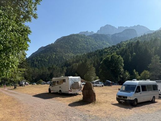 Added a photo to a location