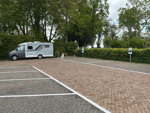 Een foto toegevoegd aan een locatie