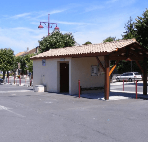 Aire de services camping-cars La Couronne