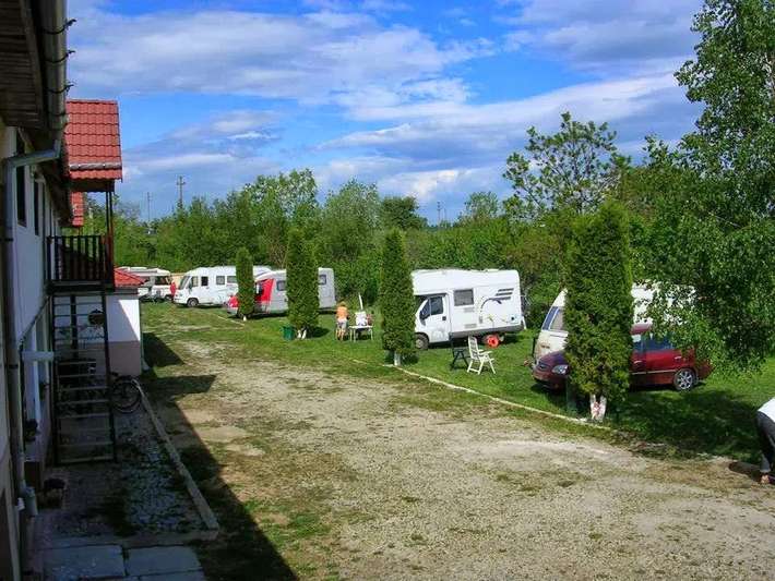 Camping Salisteanca