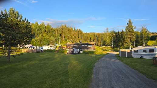 Added a photo to a location