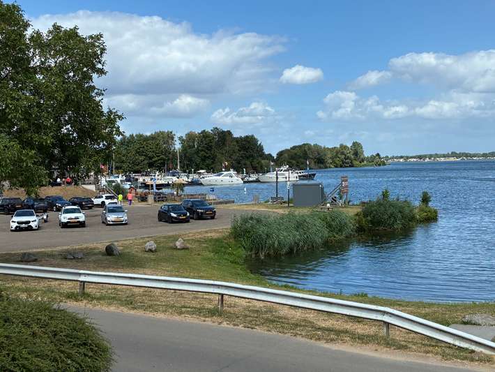 Camperlocatie "De Pont" Maasbommel